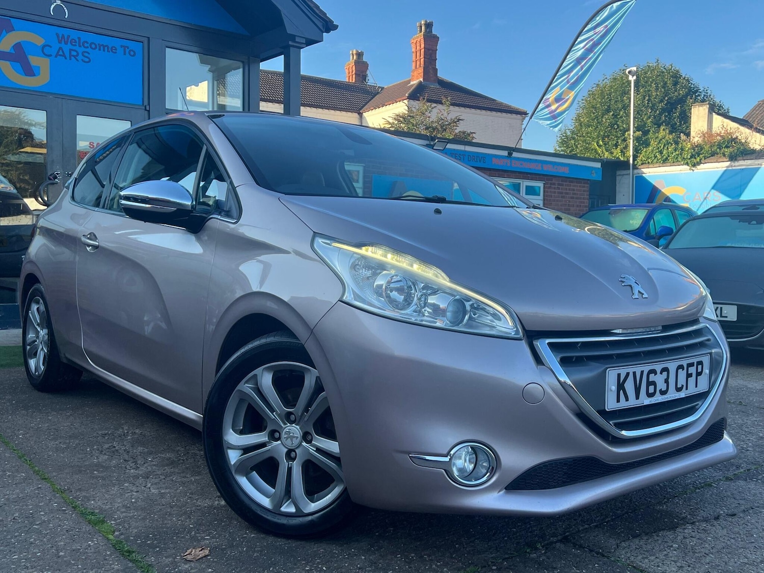 Used Peugeot 208 2013 for sale - 76073089: Photo 49