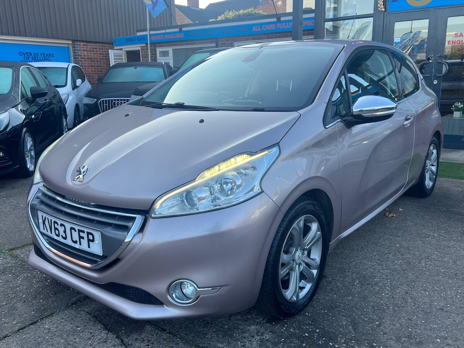 Used Peugeot 208 2013 for sale - 76073089: Photo 51