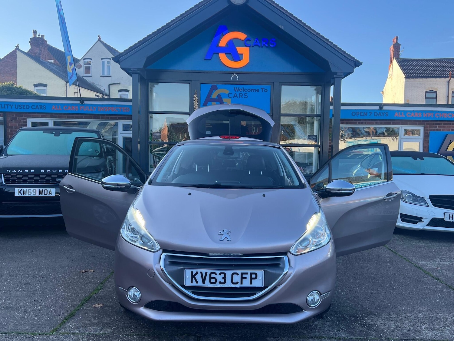 Used Peugeot 208 2013 for sale - 76073089: Photo 52