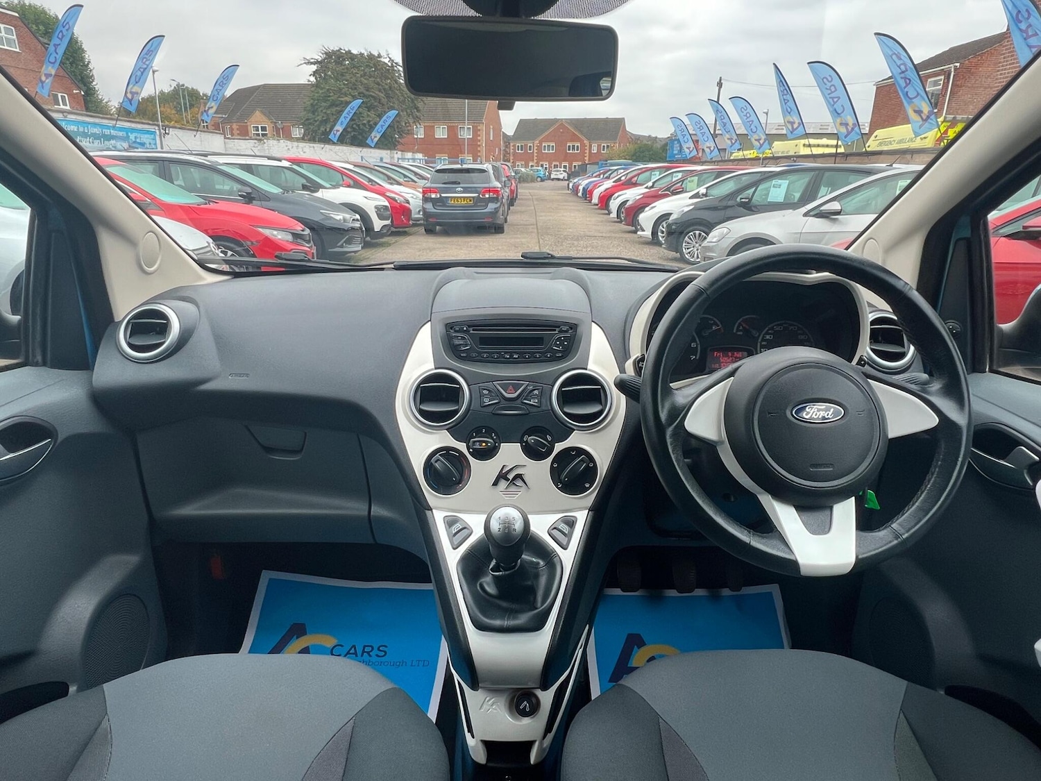 Used Ford Ka 2011 for sale - 76238594: Photo 2