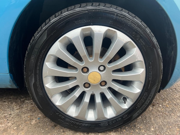 Used Ford Ka 2011 for sale - 76238594: Photo 70