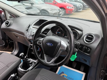 Used Ford Fiesta 2015 for sale - 79248032: Photo