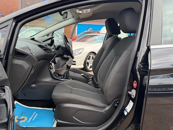 Used Ford Fiesta 2015 for sale - 79248032: Photo