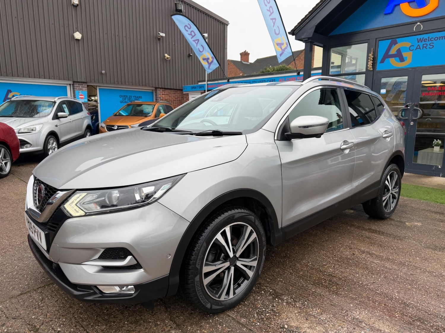Used Nissan Qashqai for sale - 77215424: Photo 11