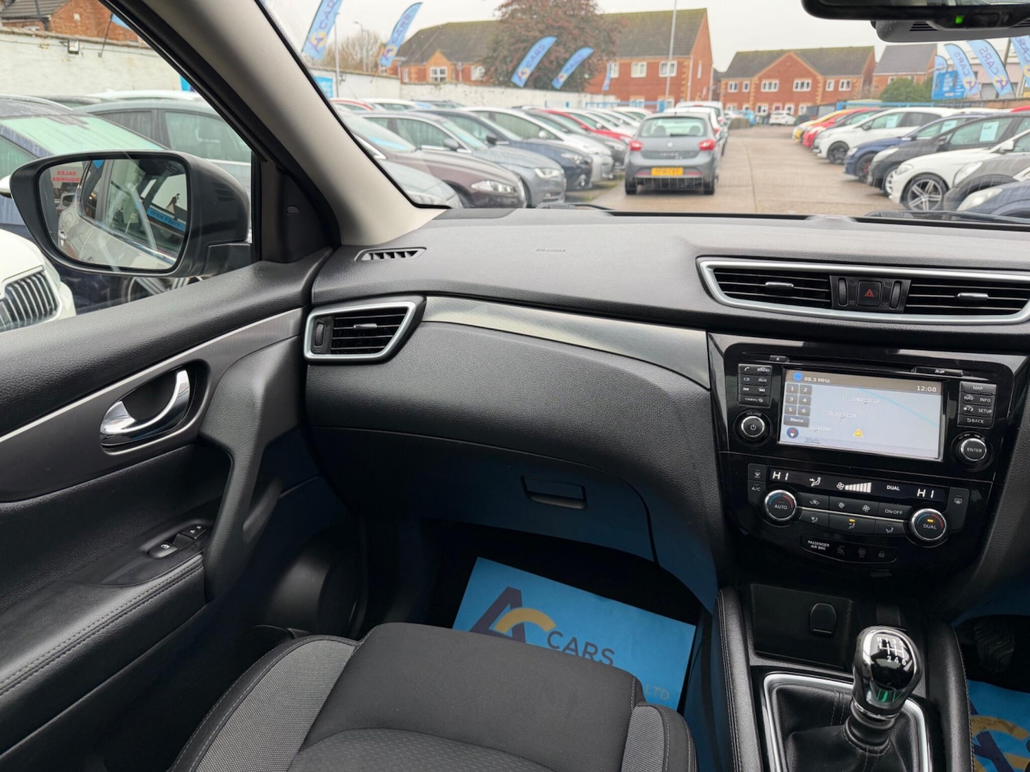 Used Nissan Qashqai for sale - 77215424: Photo 22