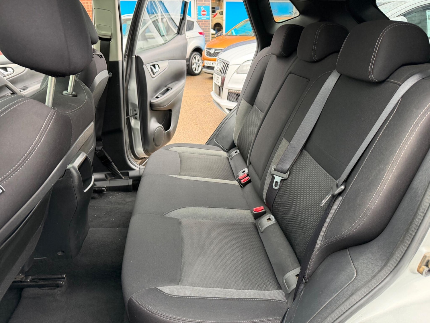 Used Nissan Qashqai for sale - 77215424: Photo 30