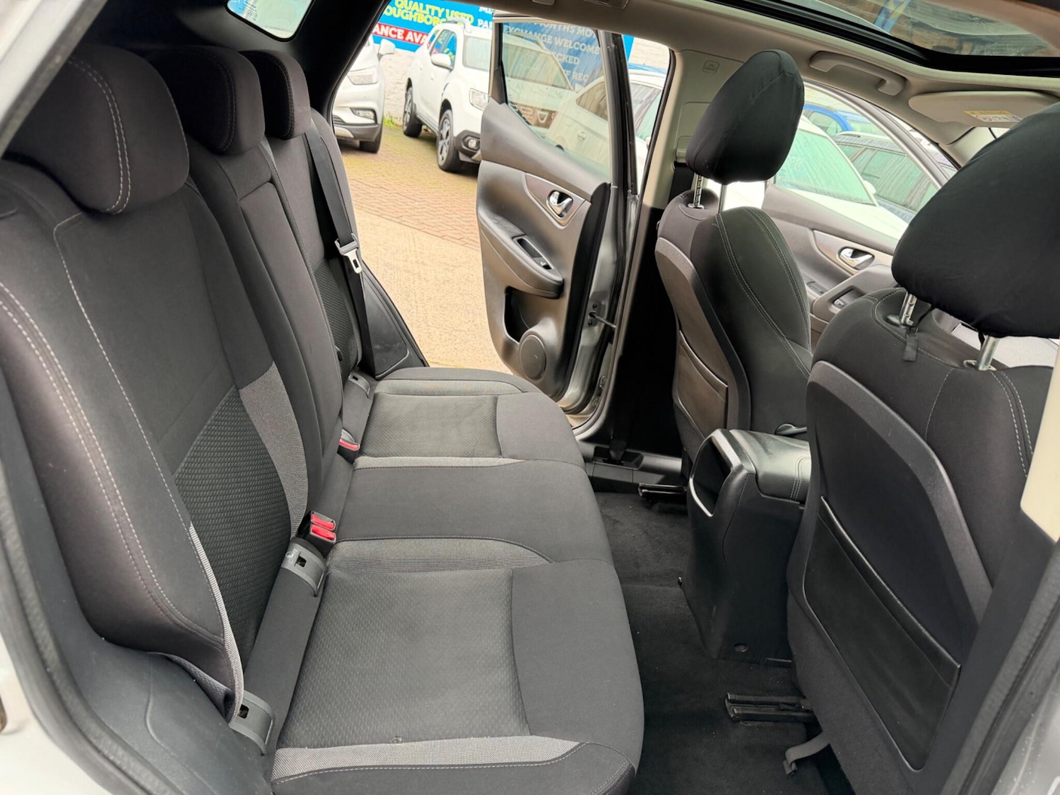 Used Nissan Qashqai for sale - 77215424: Photo 37