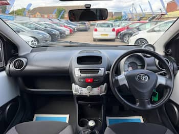 Used Toyota AYGO 2013 for sale - 79669198: Photo
