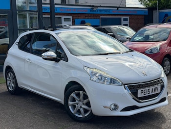 Used Peugeot 208 2015 for sale - 78527676: Photo