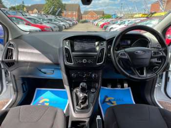 Used Ford Focus 2015 for sale - 74838392: Photo