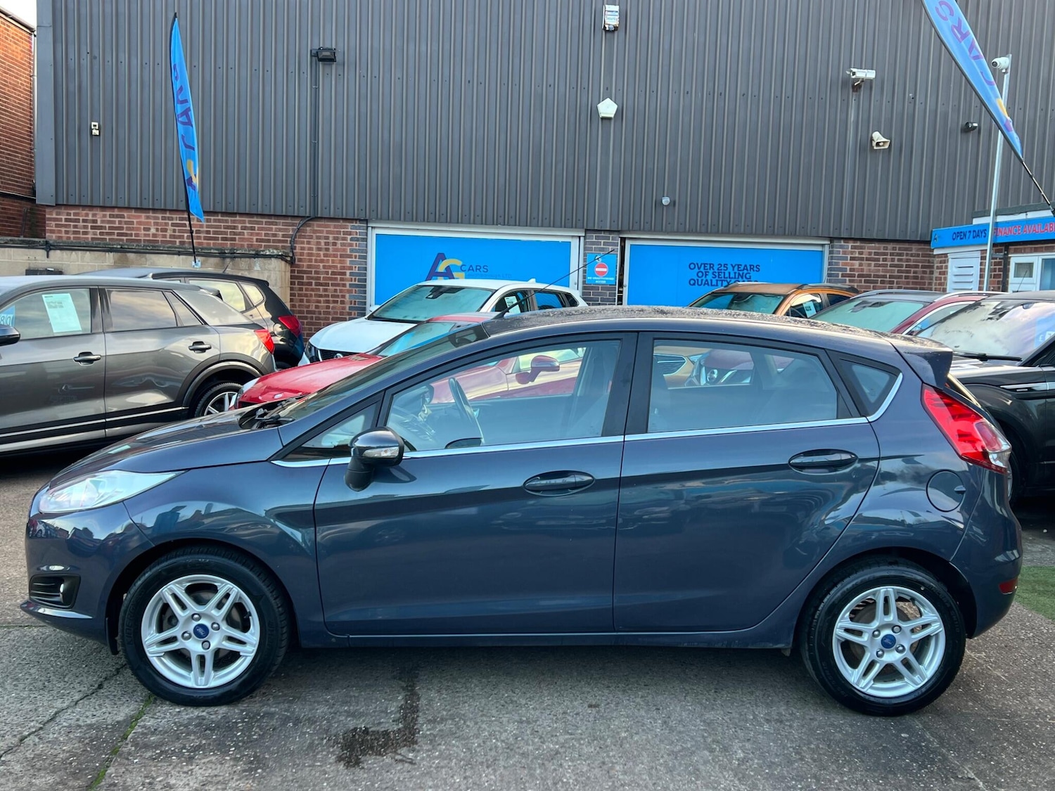 Used Ford Fiesta 2013 for sale - 76572235: Photo 42