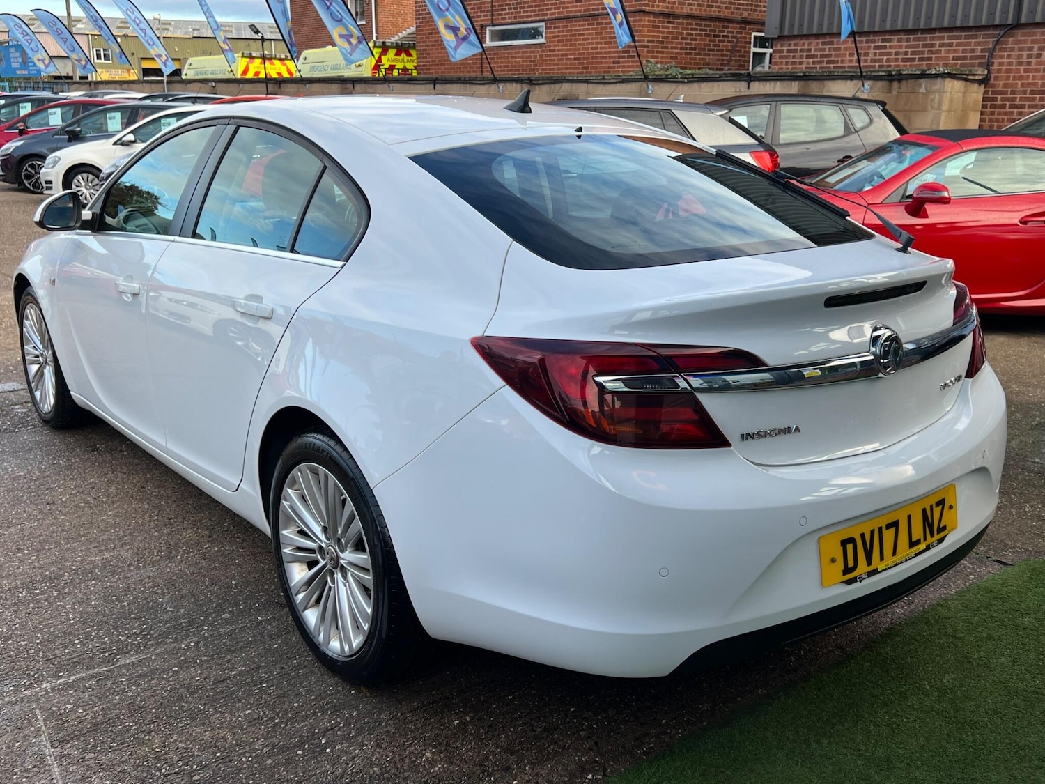 Used Vauxhall Insignia 2017 for sale - 77067318: Photo 16