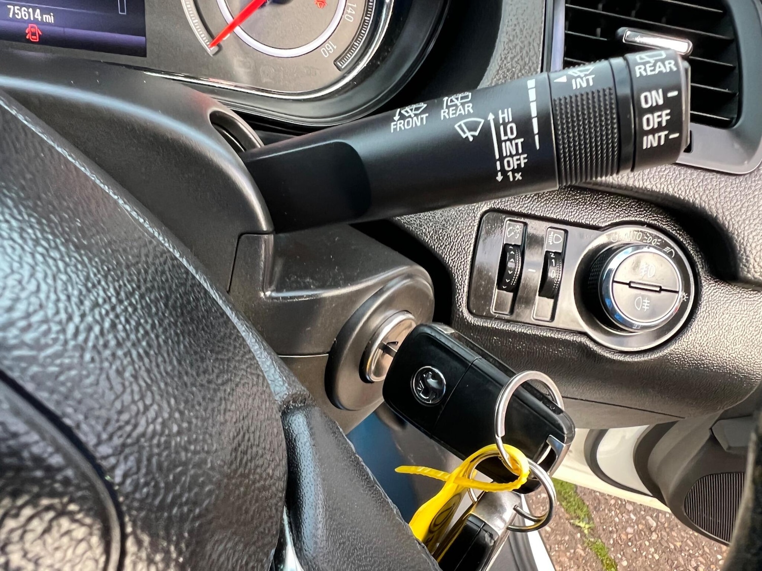 Used Vauxhall Insignia 2017 for sale - 77067318: Photo 28