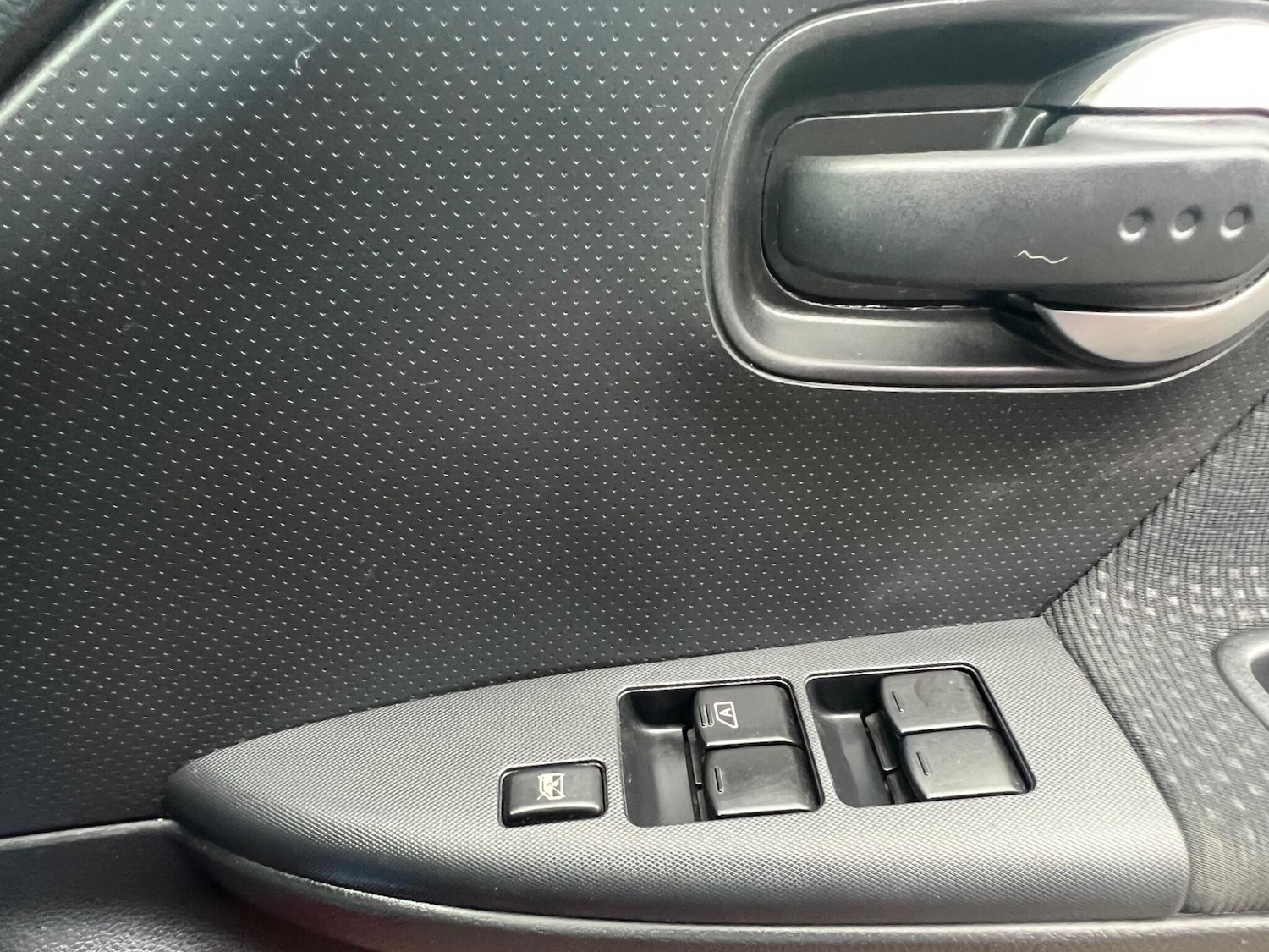 Used Nissan Note 2012 for sale - 76284447: Photo 44