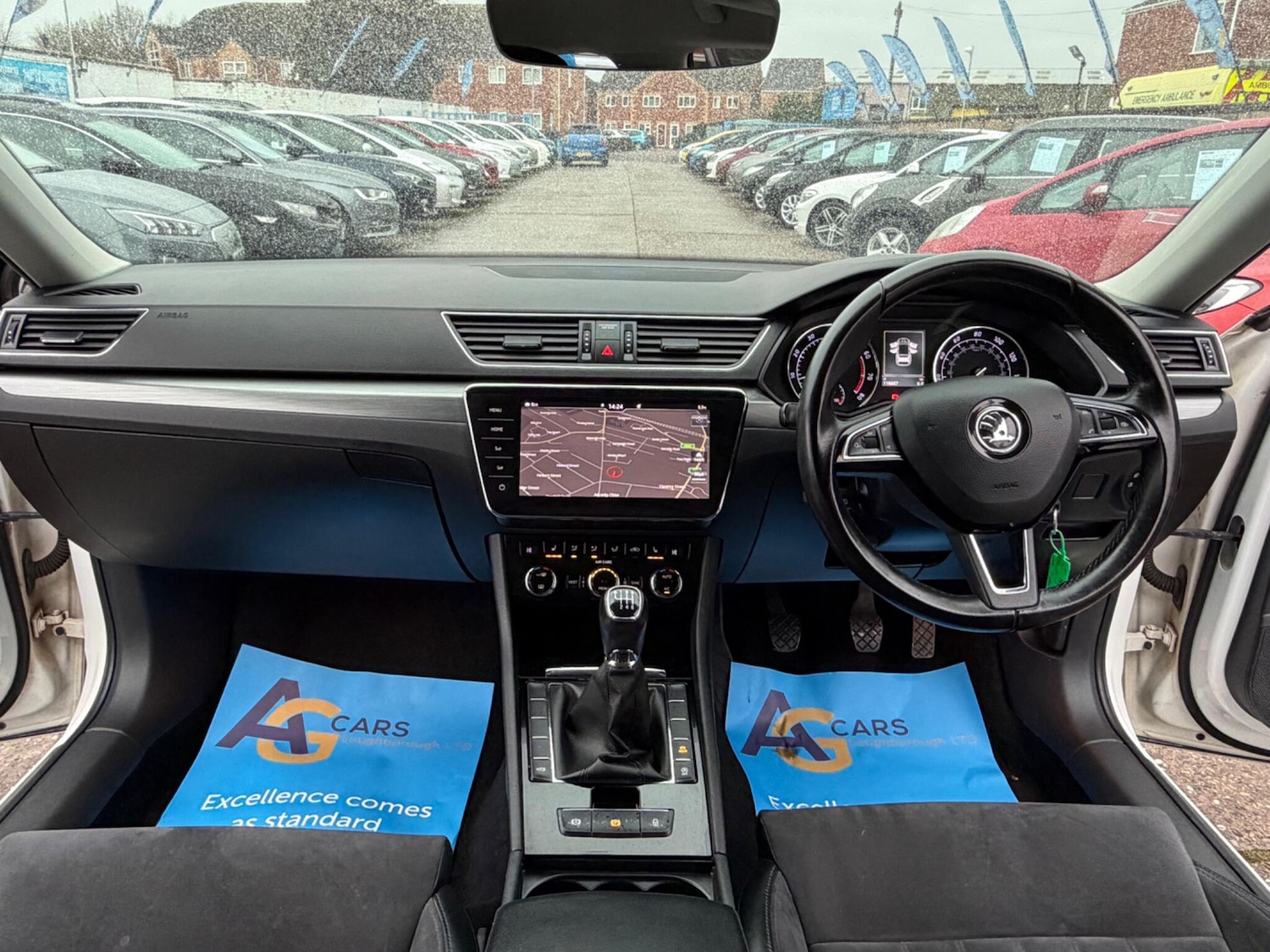 Used Skoda Superb 2017 for sale - 77120020: Photo 31