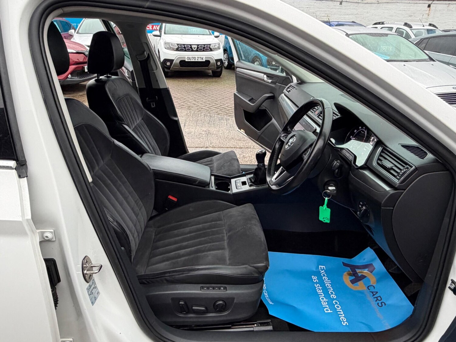 Used Skoda Superb 2017 for sale - 77120020: Photo 33