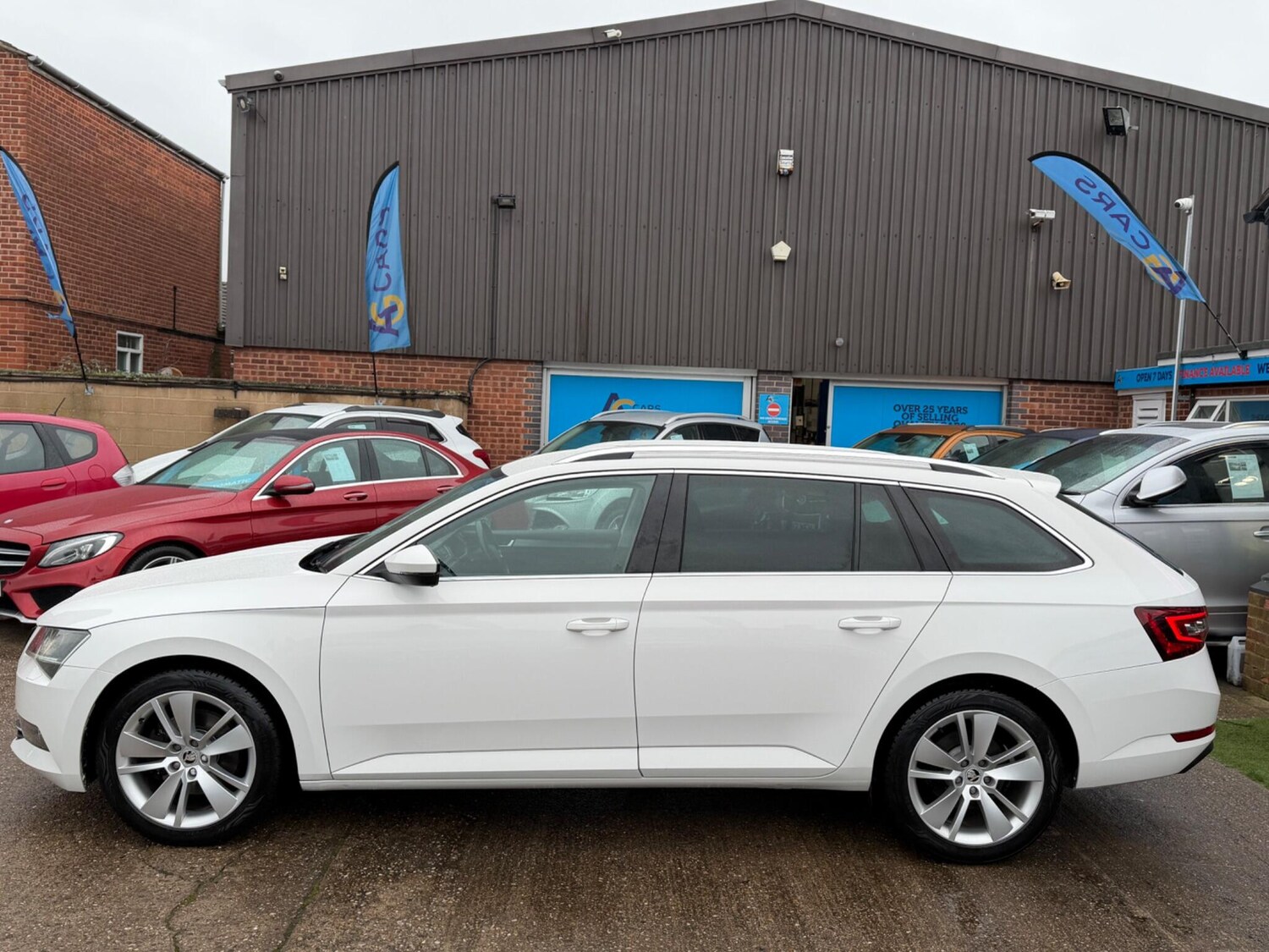 Used Skoda Superb 2017 for sale - 77120020: Photo 48