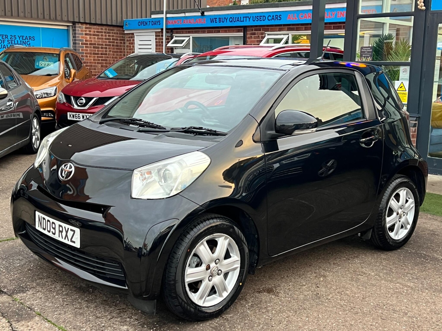 Used Toyota IQ 2009 for sale - 76485761: Photo 19