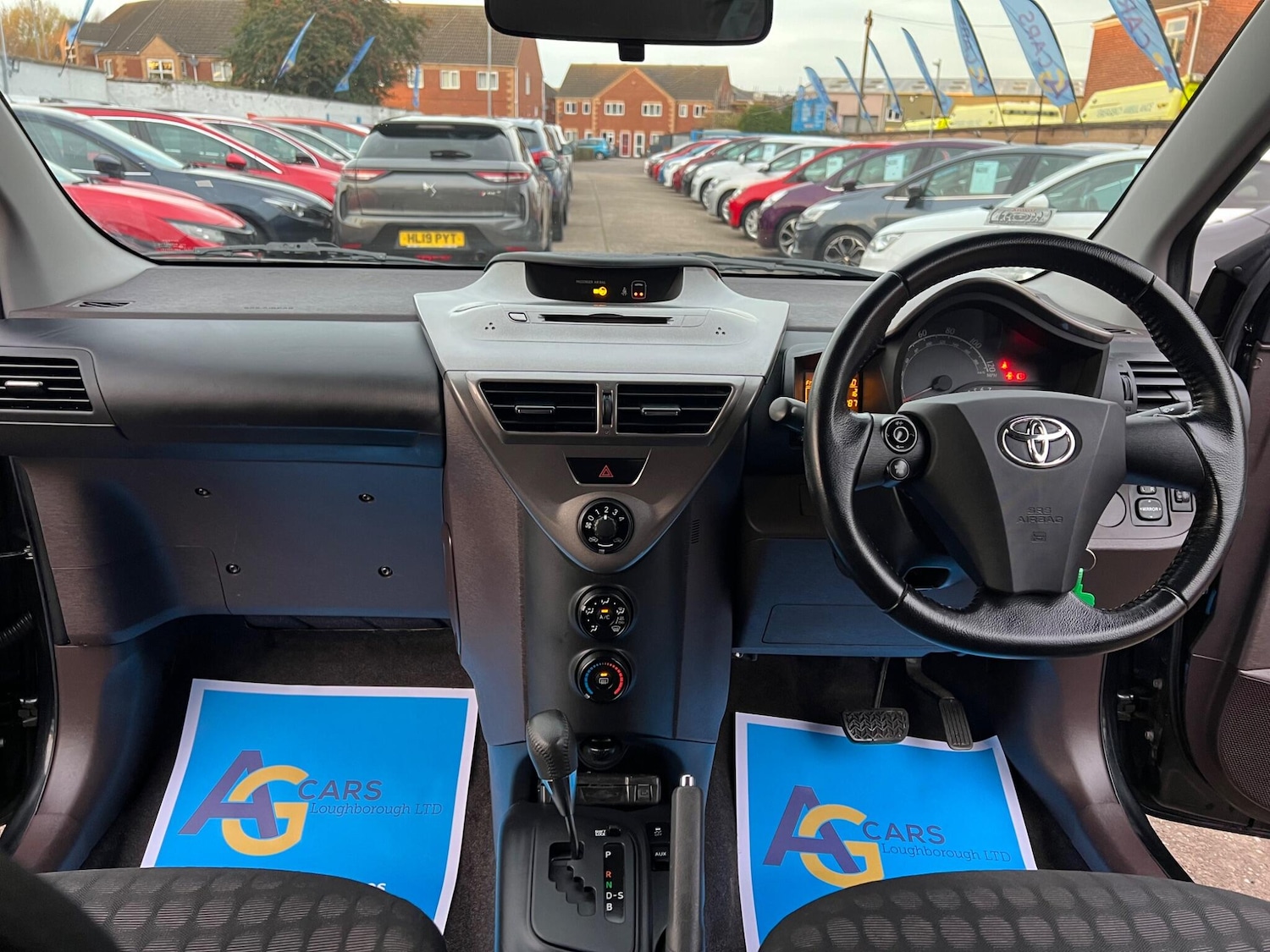 Used Toyota IQ 2009 for sale - 76485761: Photo 2