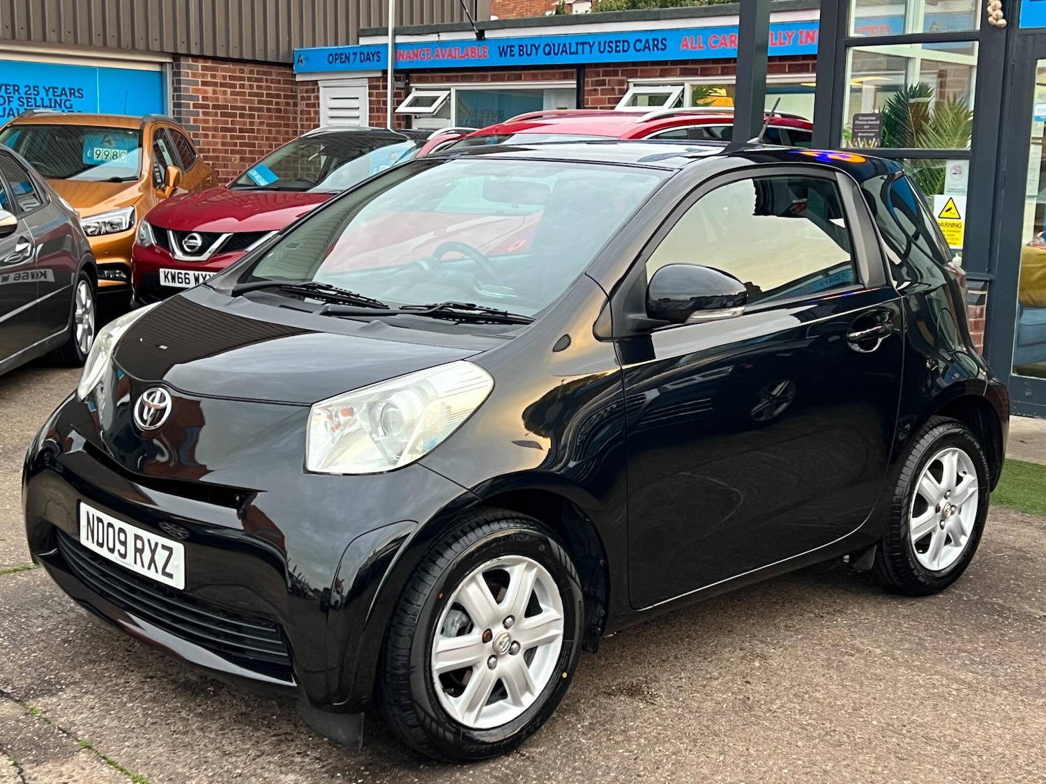 Used Toyota IQ 2009 for sale - 76485761: Photo 42