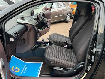 Used Toyota IQ 2009 for sale - 76485761: Photo