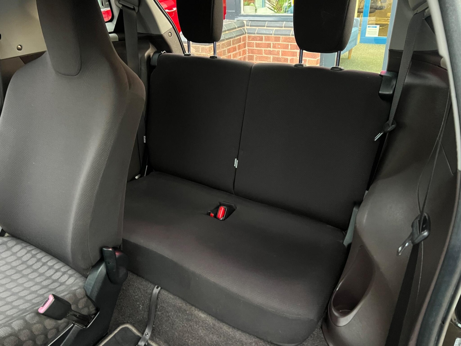 Used Toyota IQ 2009 for sale - 76485761: Photo 5