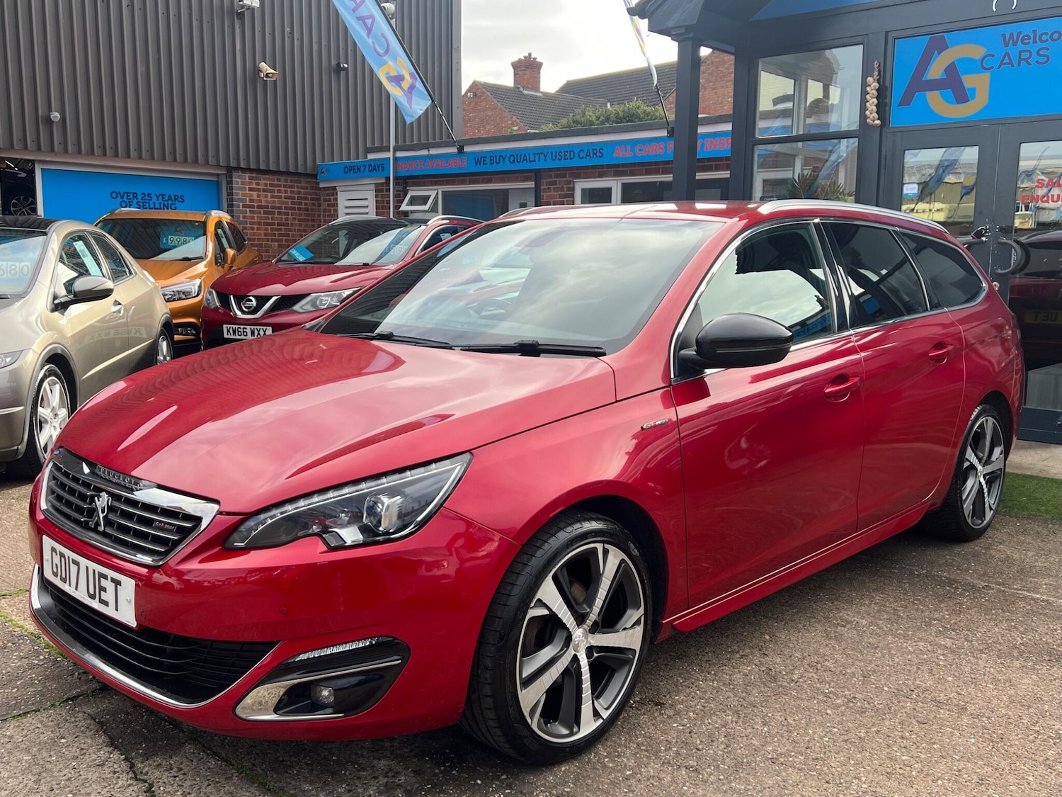 Used Peugeot 308 2017 for sale - 76994494: Photo 12