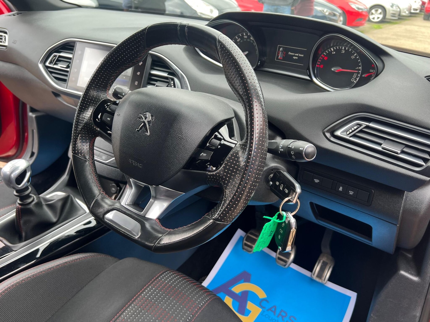 Used Peugeot 308 2017 for sale - 76994494: Photo 3