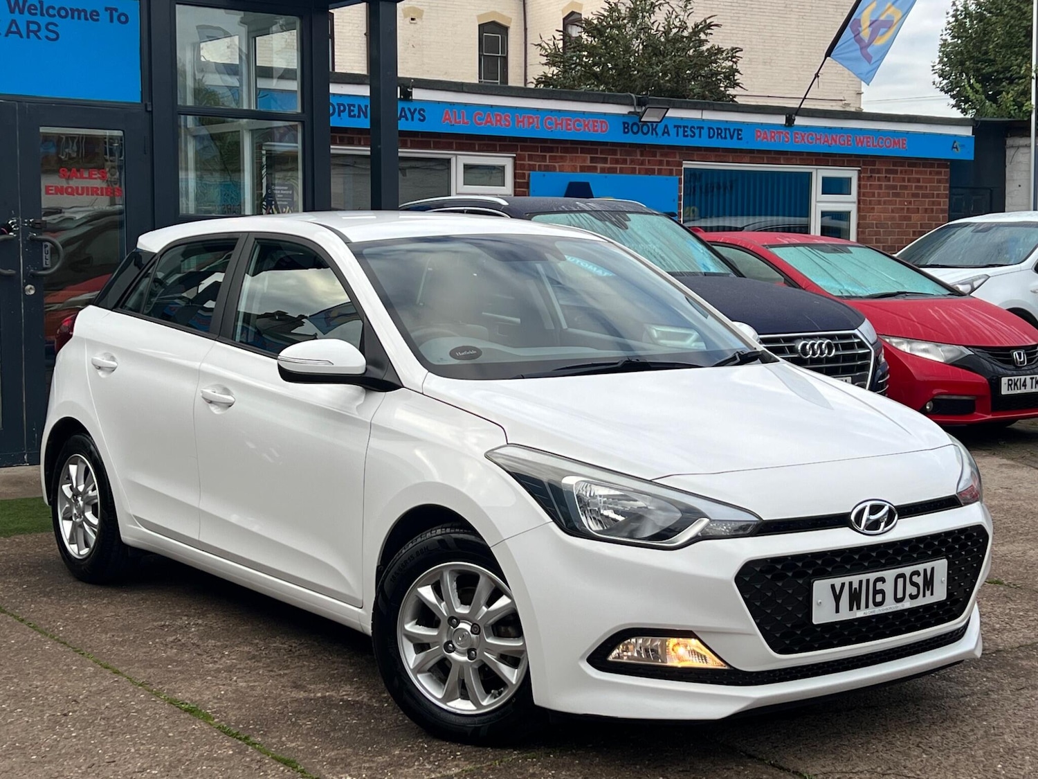 Used Hyundai i20 2016 for sale - 76270887: Photo 1
