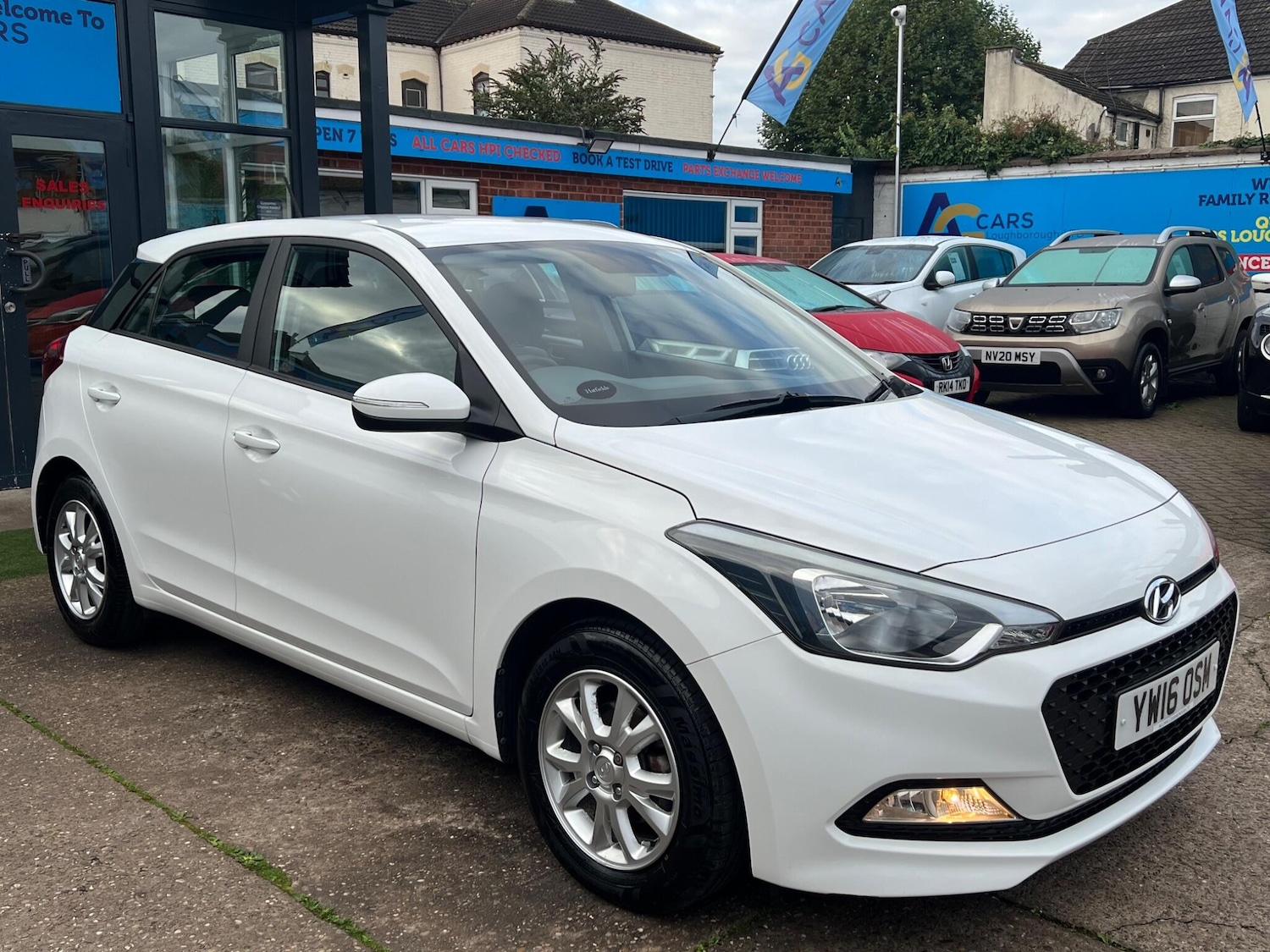 Used Hyundai i20 2016 for sale - 76270887: Photo 12