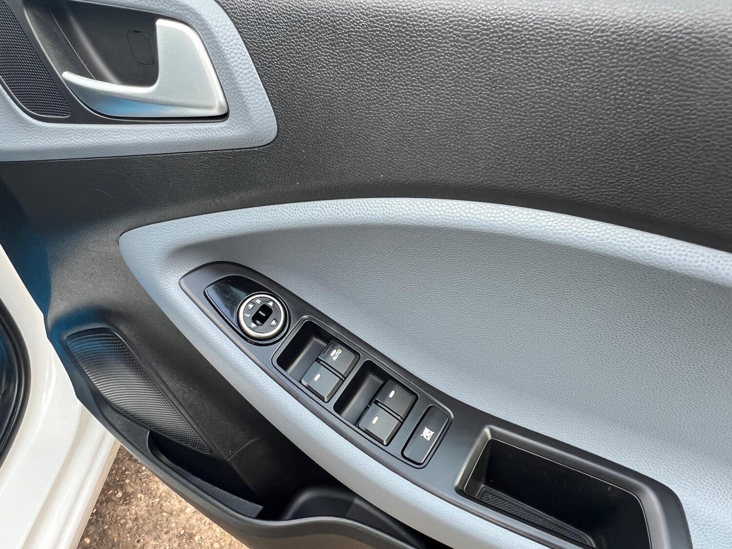 Used Hyundai i20 2016 for sale - 76270887: Photo 57