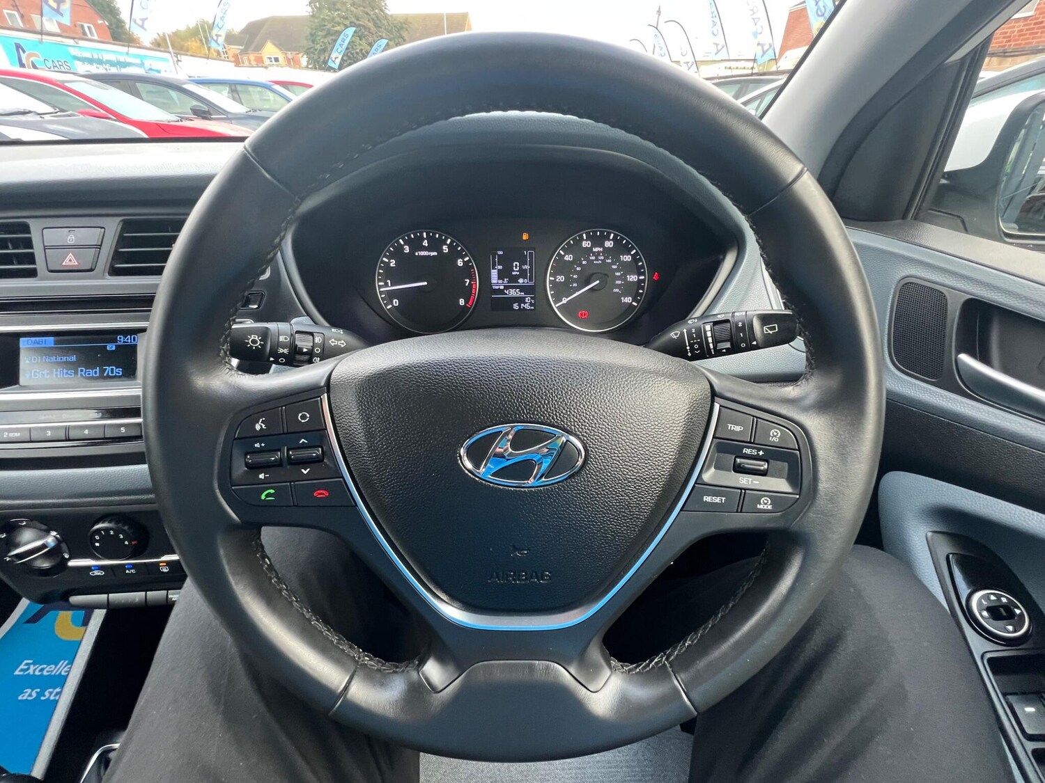 Used Hyundai i20 2016 for sale - 76270887: Photo 60