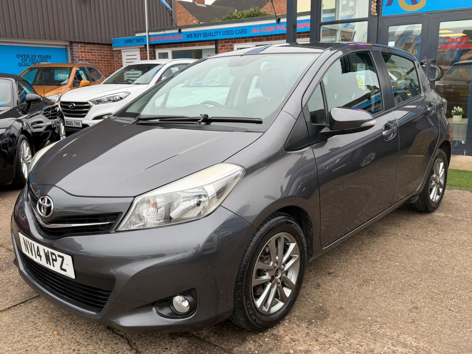 Used Toyota Yaris 2014 for sale - 77574377: Photo 11