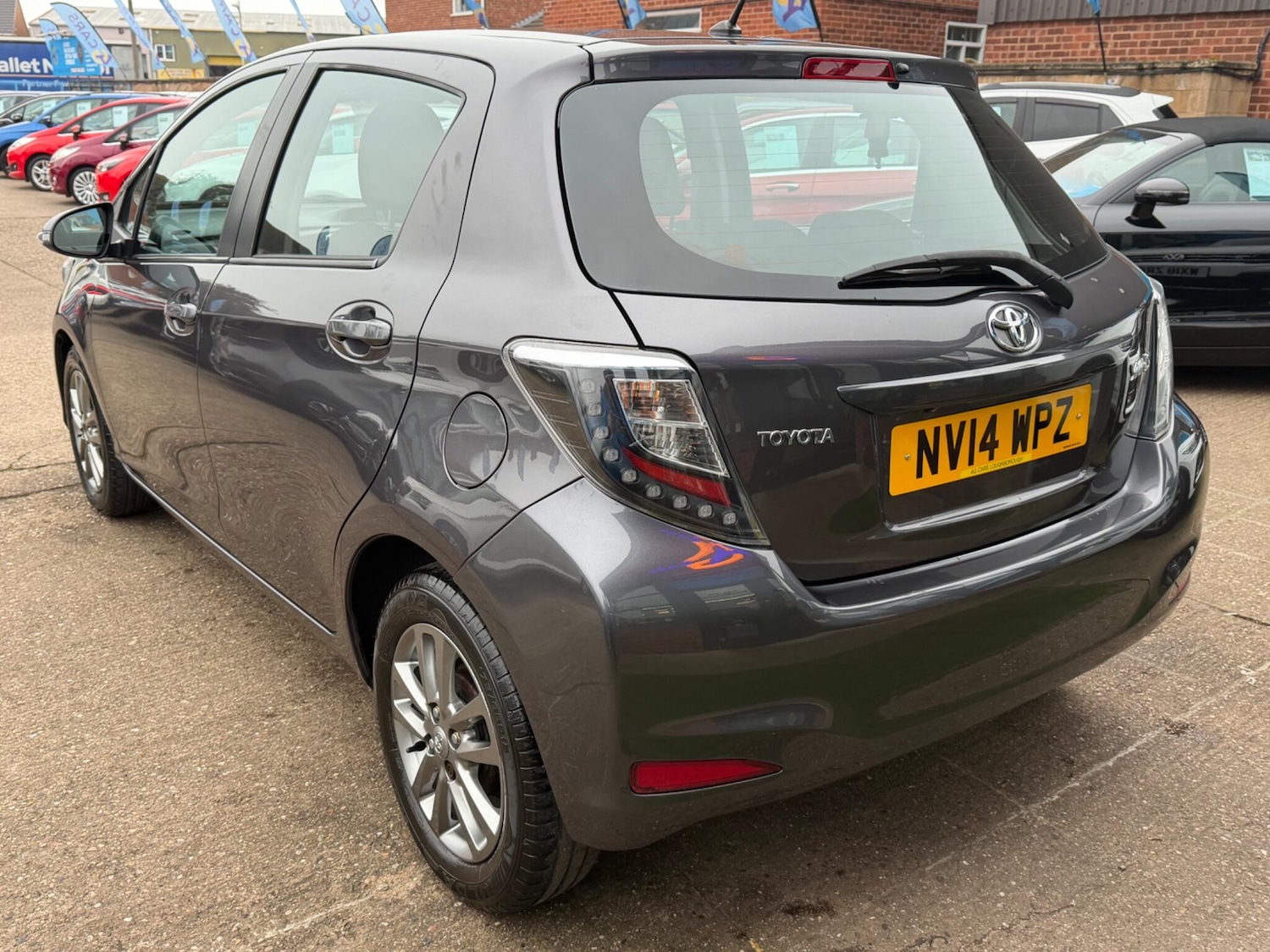Used Toyota Yaris 2014 for sale - 77574377: Photo 17