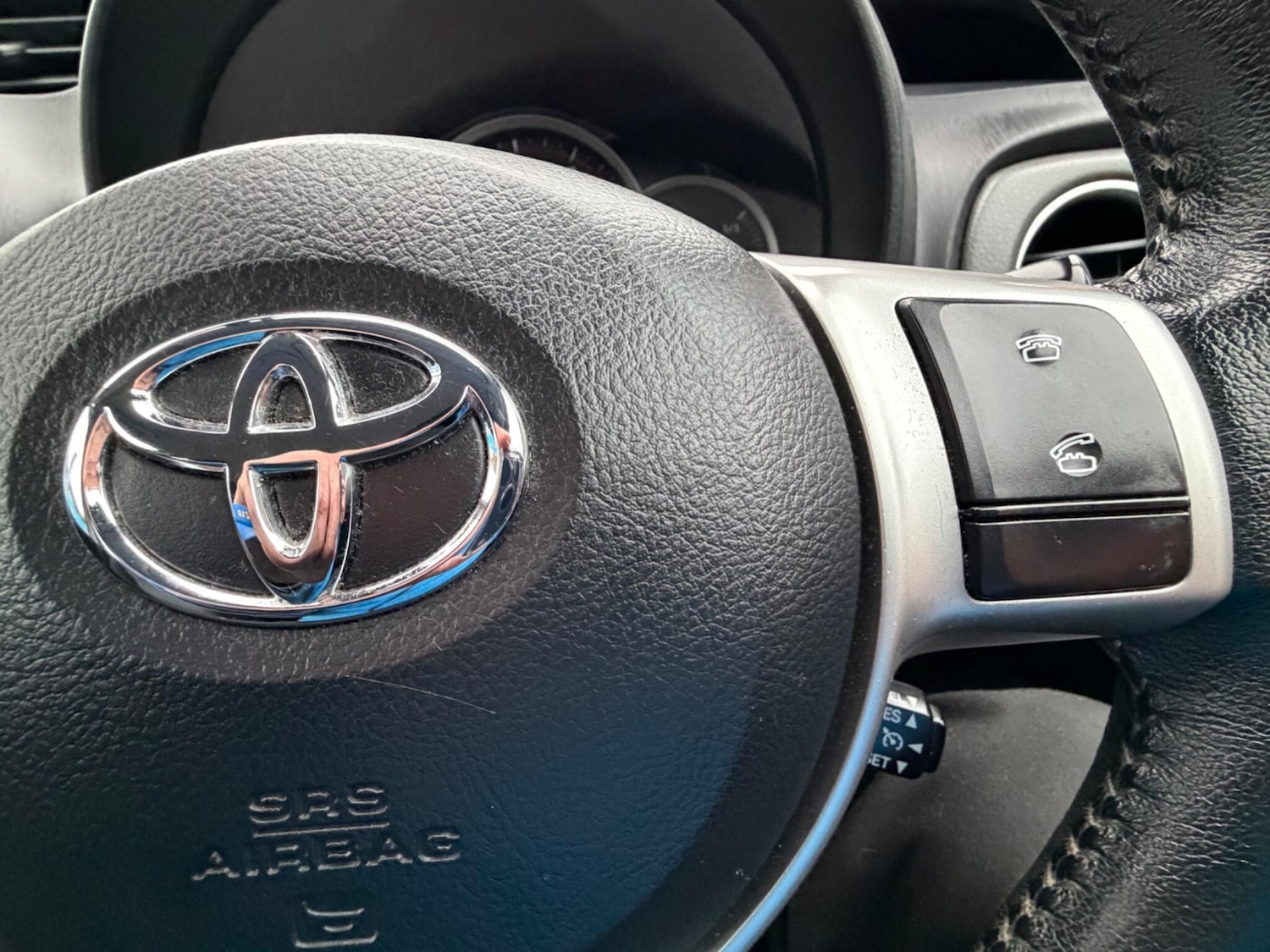 Used Toyota Yaris 2014 for sale - 77574377: Photo 25