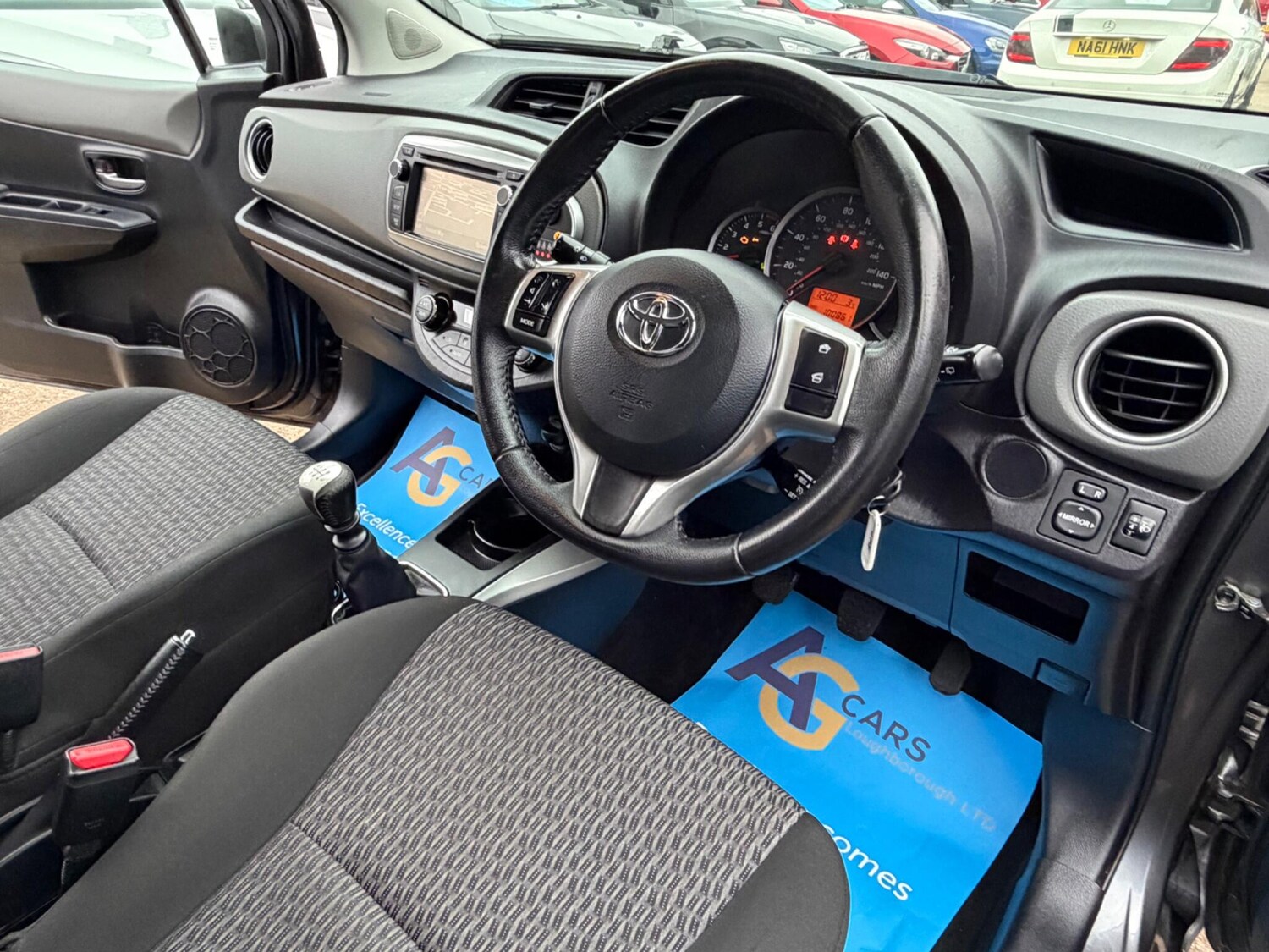 Used Toyota Yaris 2014 for sale - 77574377: Photo 31