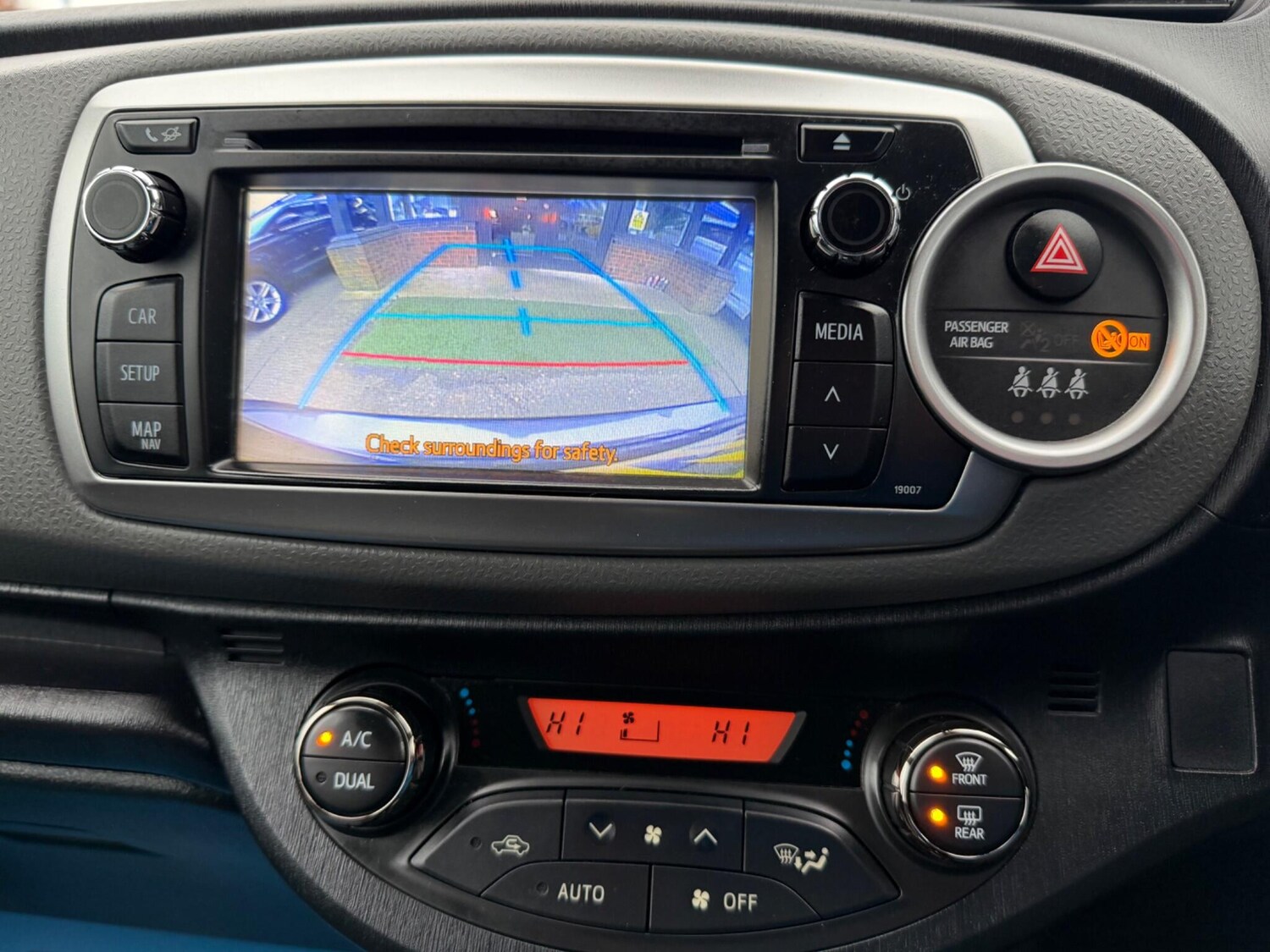 Used Toyota Yaris 2014 for sale - 77574377: Photo 46