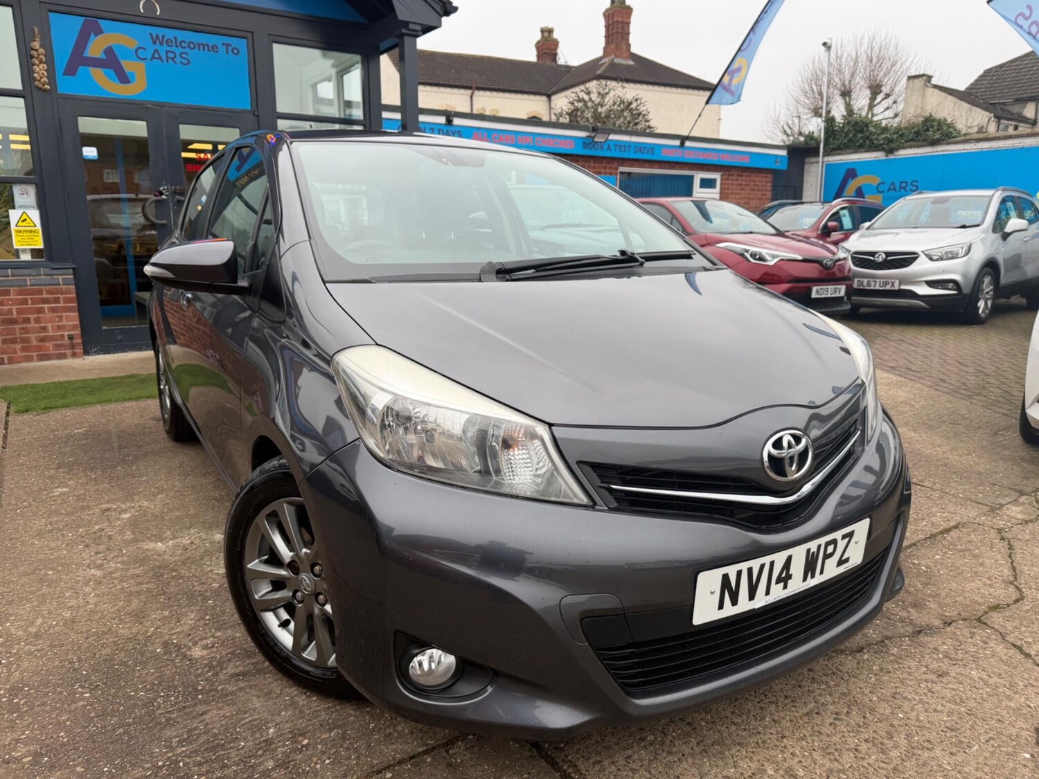Used Toyota Yaris 2014 for sale - 77574377: Photo 50