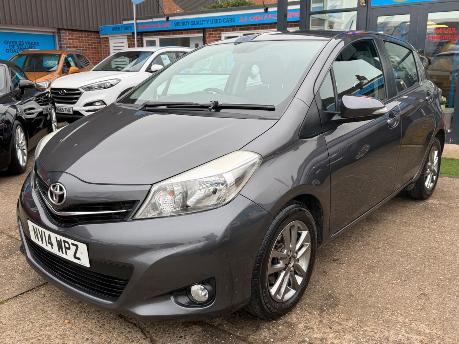 Used Toyota Yaris 2014 for sale - 77574377: Photo 51