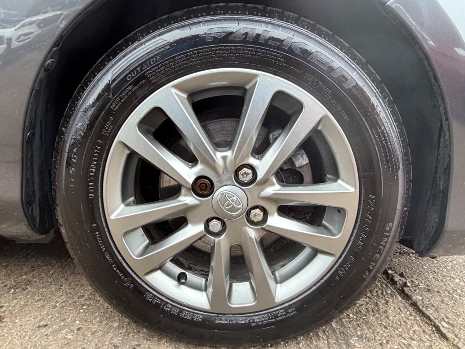 Used Toyota Yaris 2014 for sale - 77574377: Photo 63