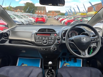 Used Honda Jazz 2013 for sale - 75747359: Photo