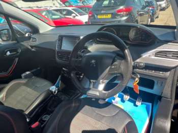 Used Peugeot 2008 2016 for sale - 75225904: Photo