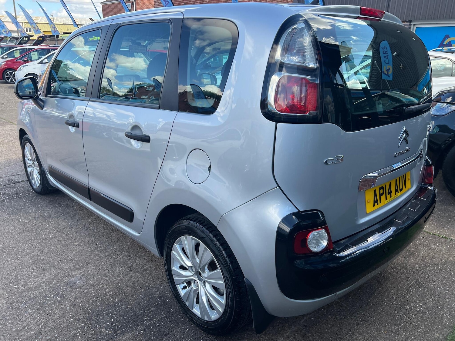 Vehicle 52