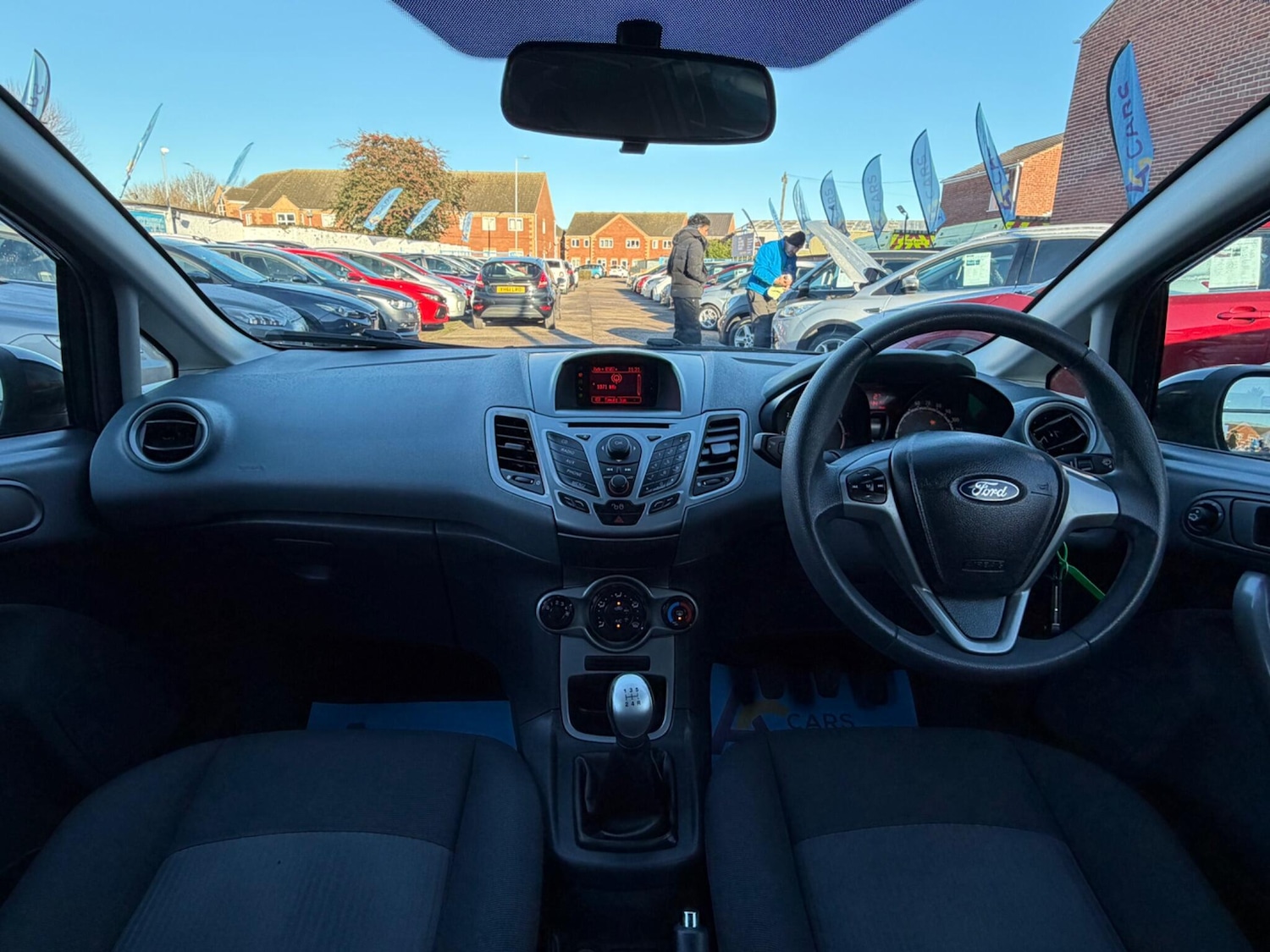 Used Ford Fiesta 2011 for sale - 77090953: Photo 2