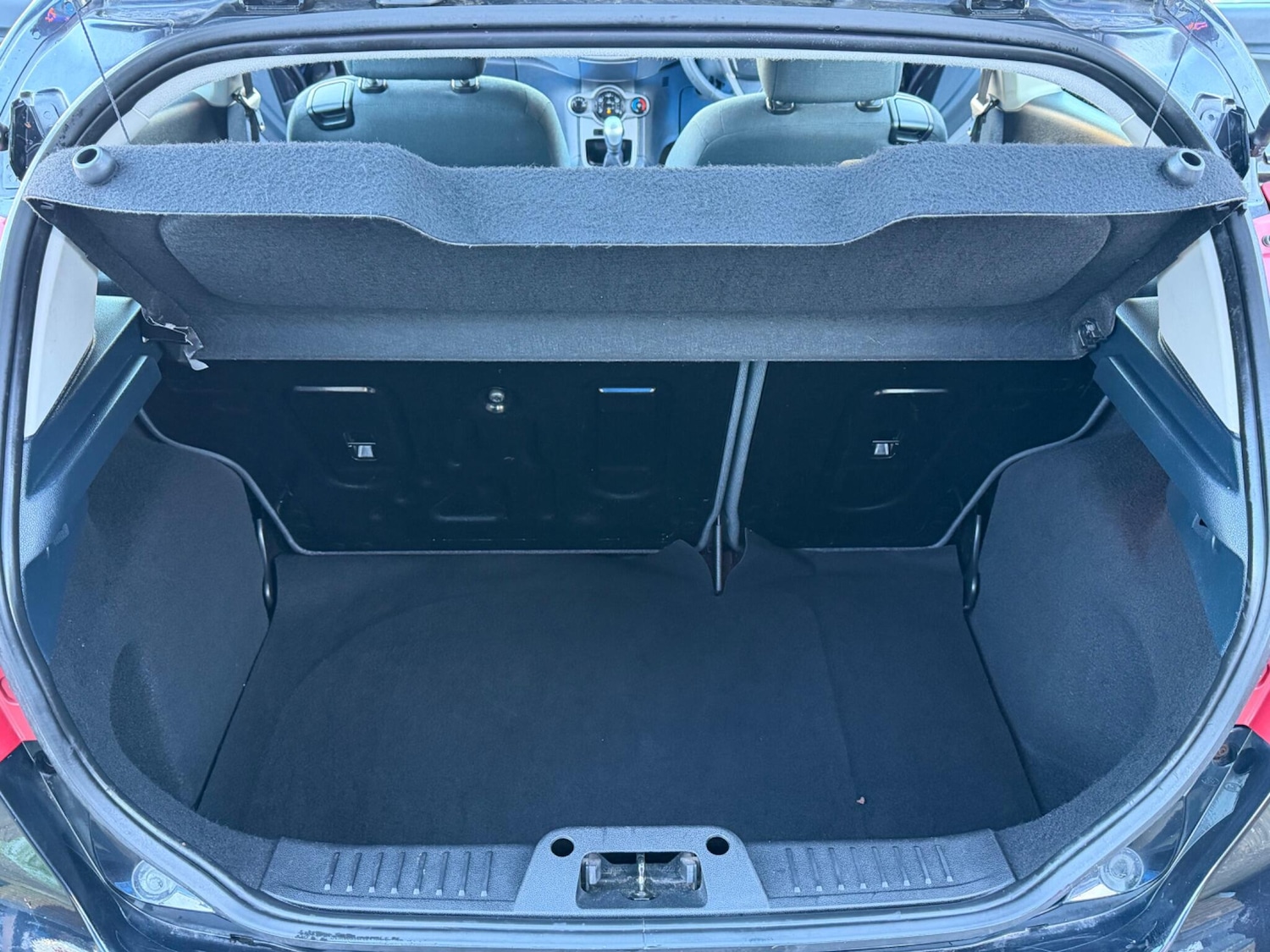 Used Ford Fiesta 2011 for sale - 77090953: Photo 38