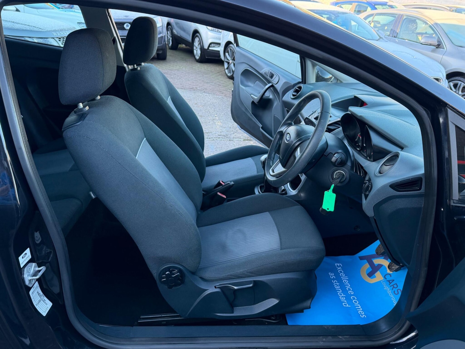 Used Ford Fiesta 2011 for sale - 77090953: Photo 44