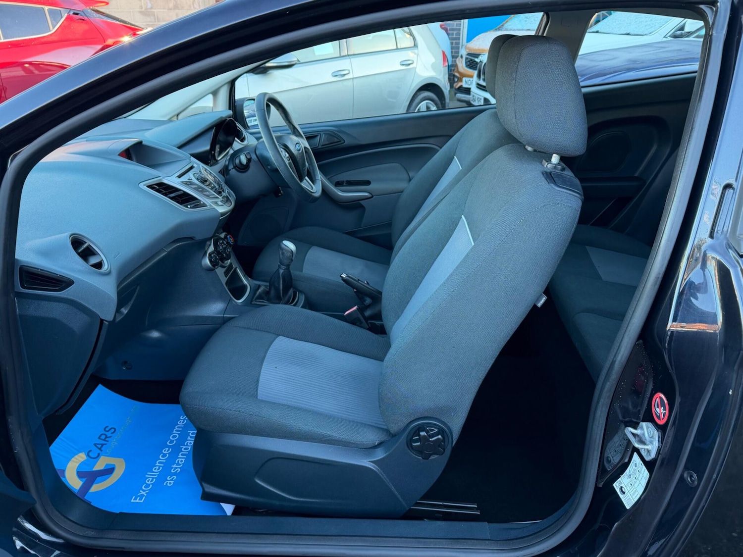 Used Ford Fiesta 2011 for sale - 77090953: Photo 45