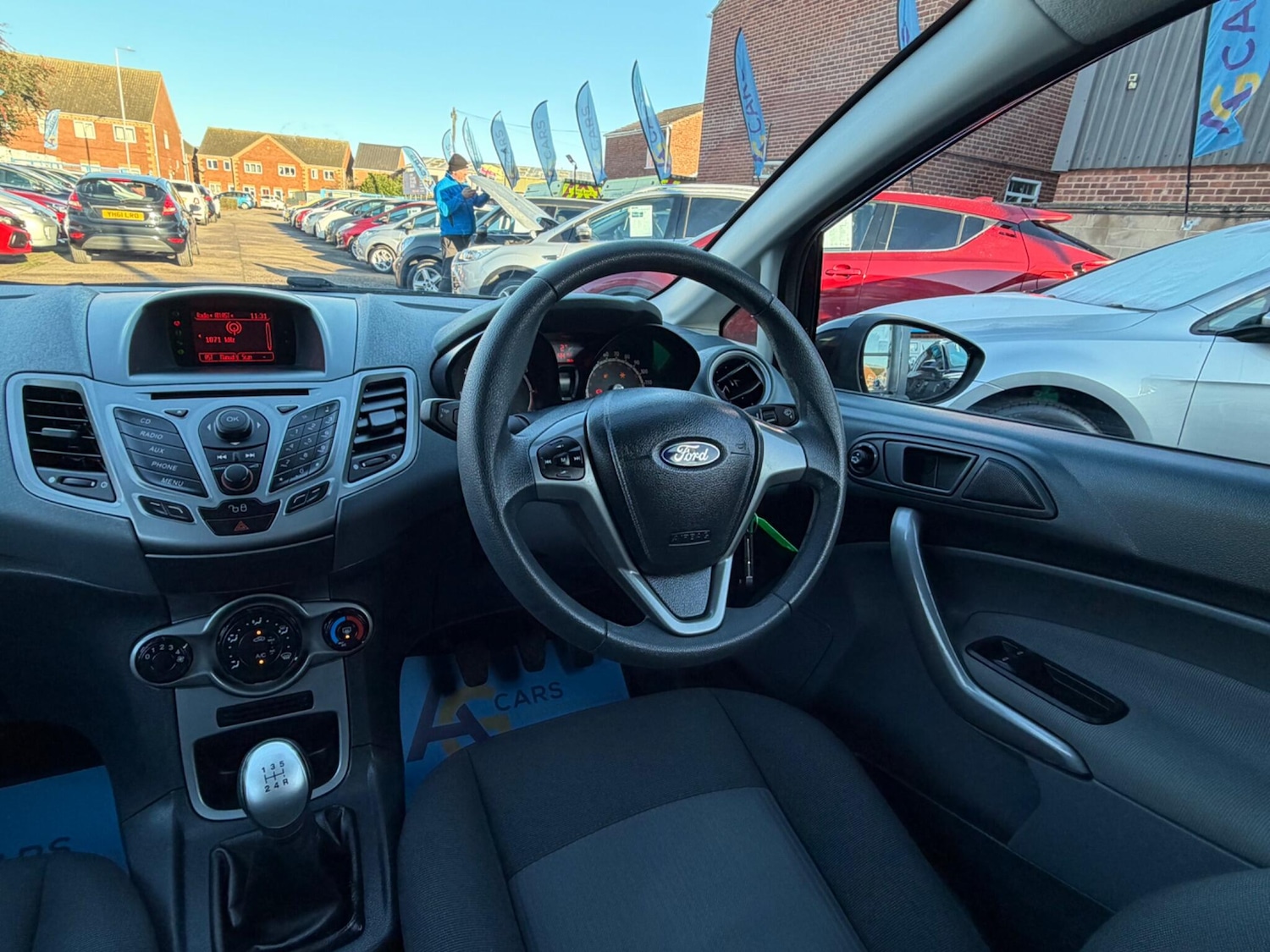 Used Ford Fiesta 2011 for sale - 77090953: Photo 52