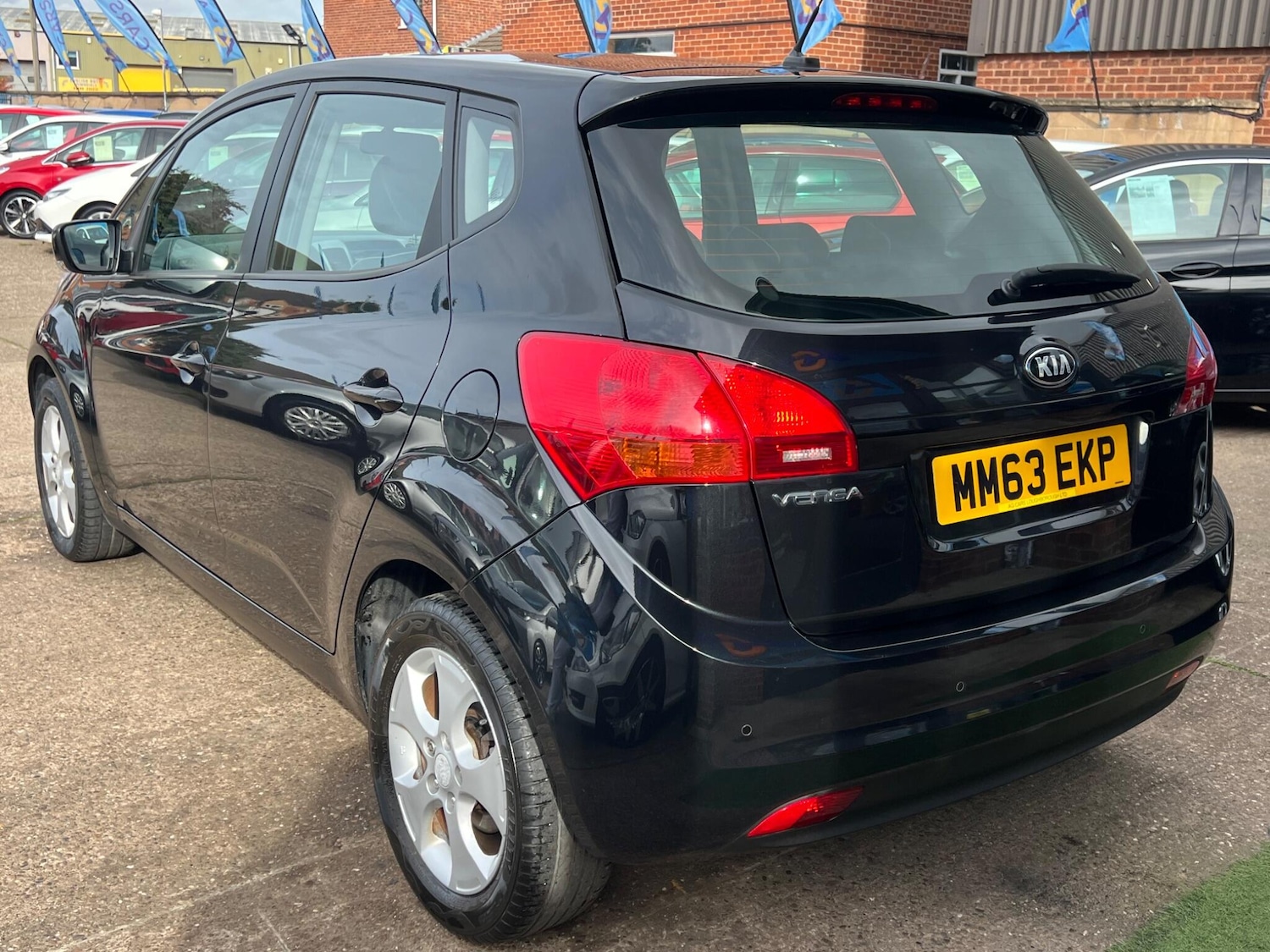 Used Kia Venga 2014 for sale - 76996425: Photo 16