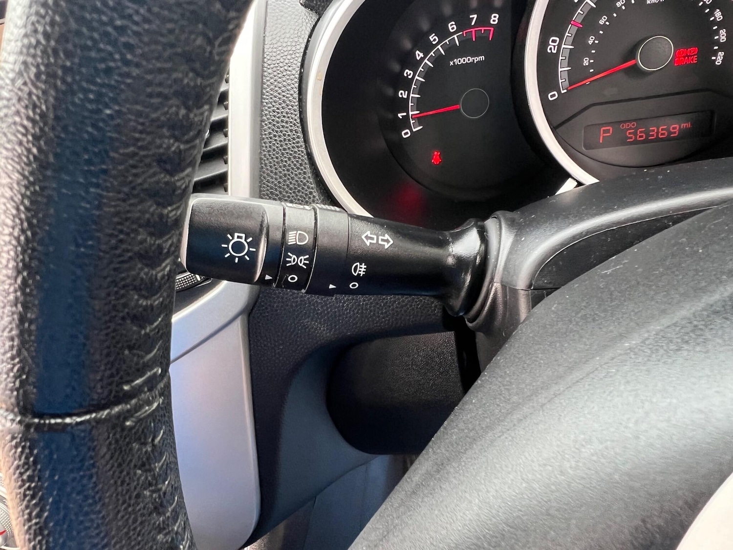 Used Kia Venga 2014 for sale - 76996425: Photo 25